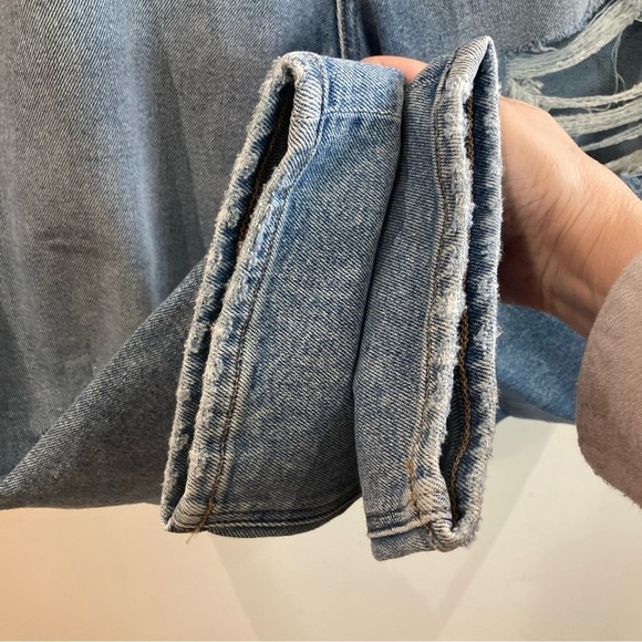 AMERICAN EAGLE Sz 16S Curvy Mom Jeans in Blue Breeze Distressed New With  Tags - Picture 3 of 16